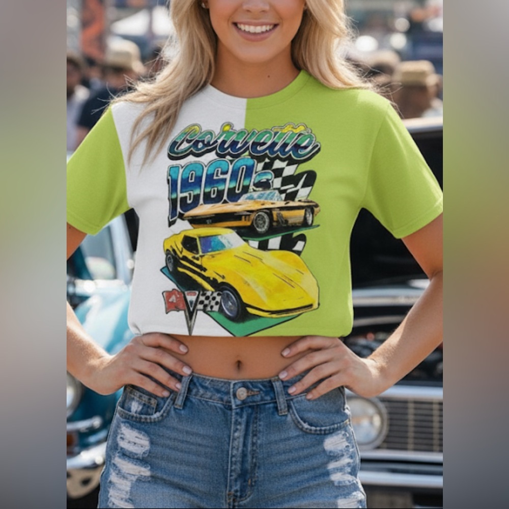 CHEMISTRY Cropped Corvette Short Sleeve Green and White Tee Size Medium